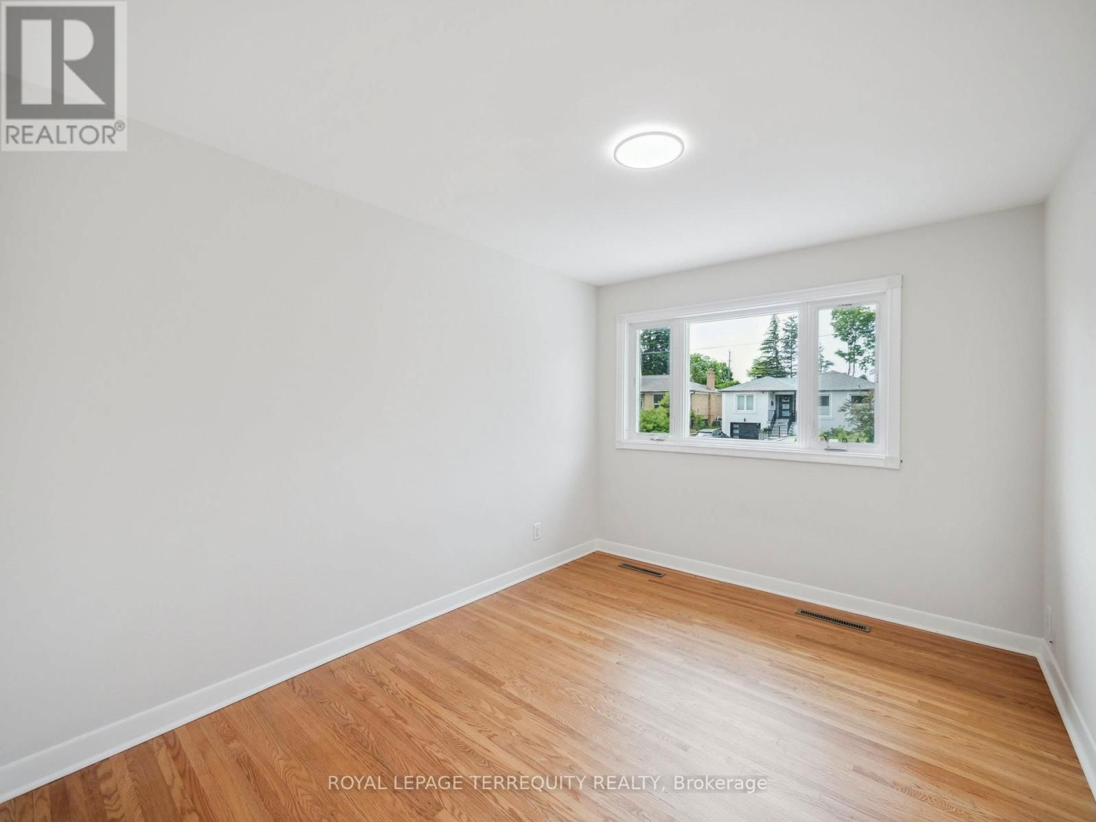 139 DRISCOLL ROAD Image 24
