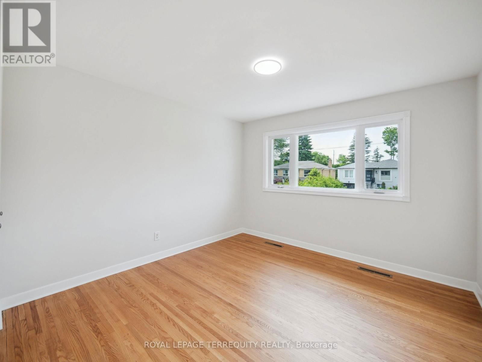 139 DRISCOLL ROAD Image 25