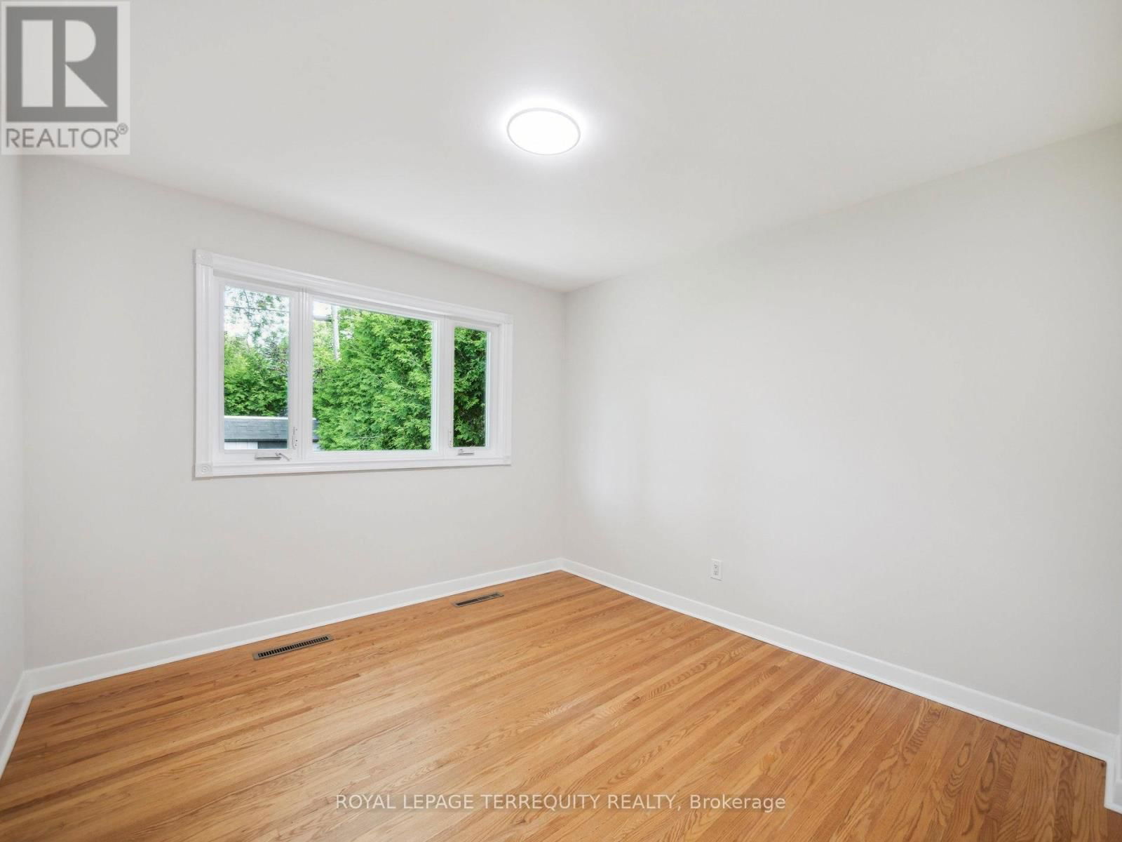 139 DRISCOLL ROAD Image 27