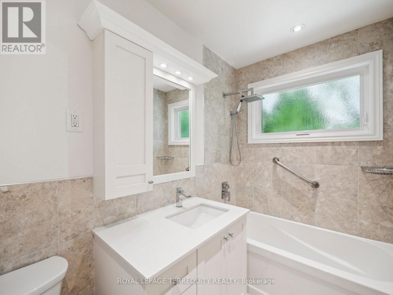 139 DRISCOLL ROAD Image 29