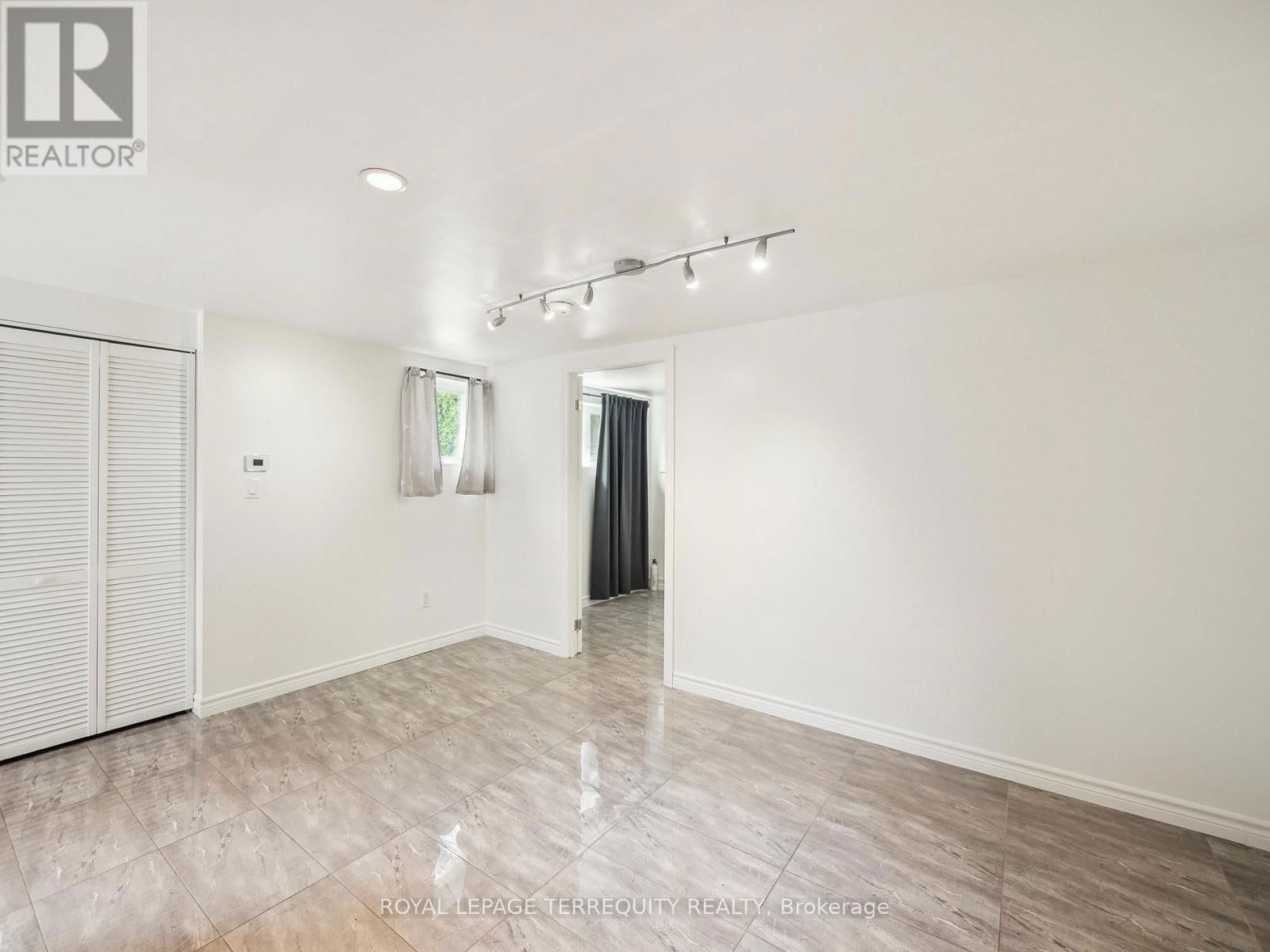139 DRISCOLL ROAD Image 35