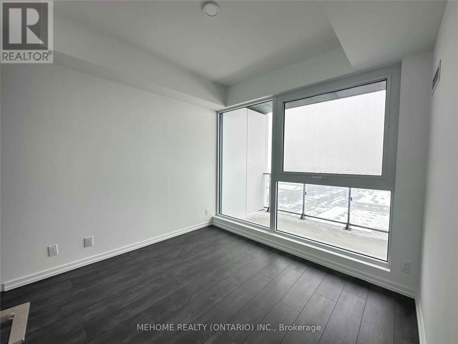 1115 - 1000 PORTAGE PARKWAY Image 6
