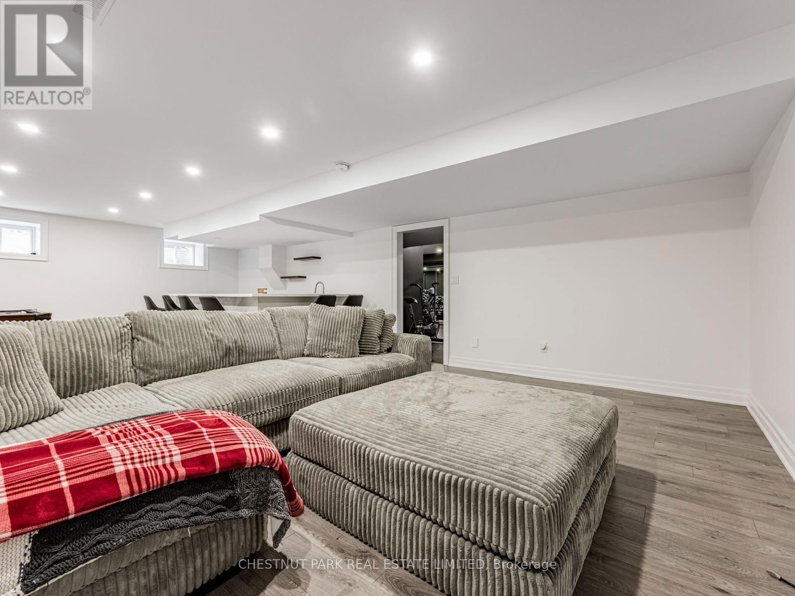 1185 SHOREVIEW DRIVE Image 26