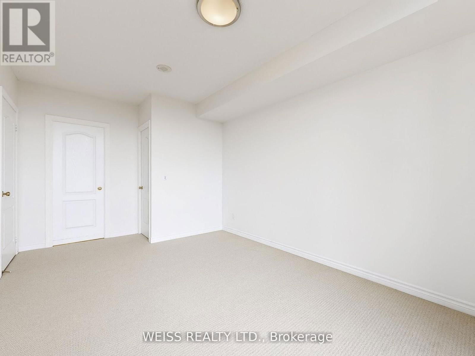 607 - 88 PROMENADE CIRCLE Image 18