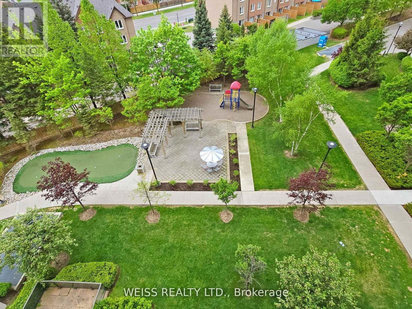607 - 88 PROMENADE CIRCLE Image 29
