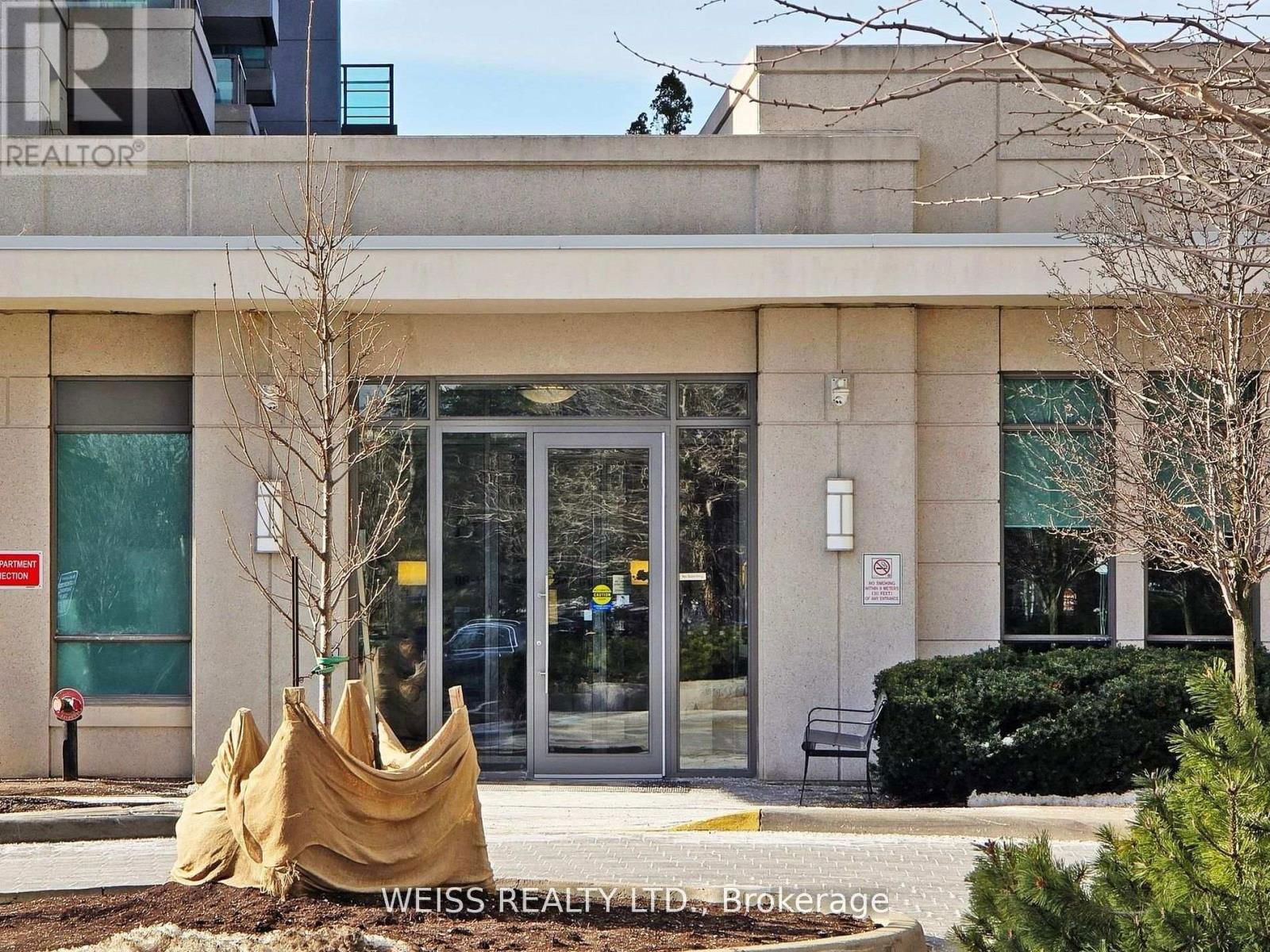 607 - 88 PROMENADE CIRCLE Image 3