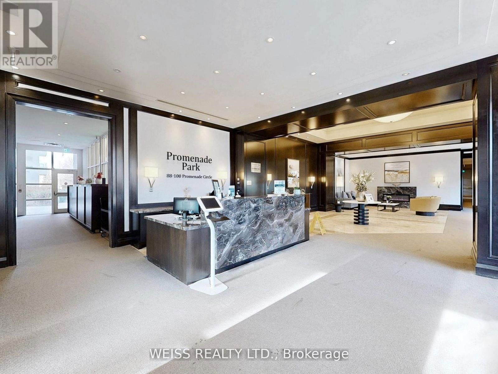 607 - 88 PROMENADE CIRCLE Image 36