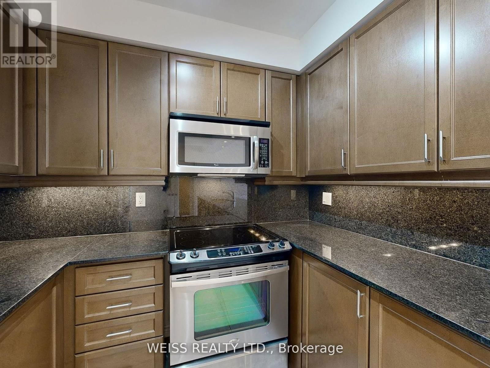 607 - 88 PROMENADE CIRCLE Image 5