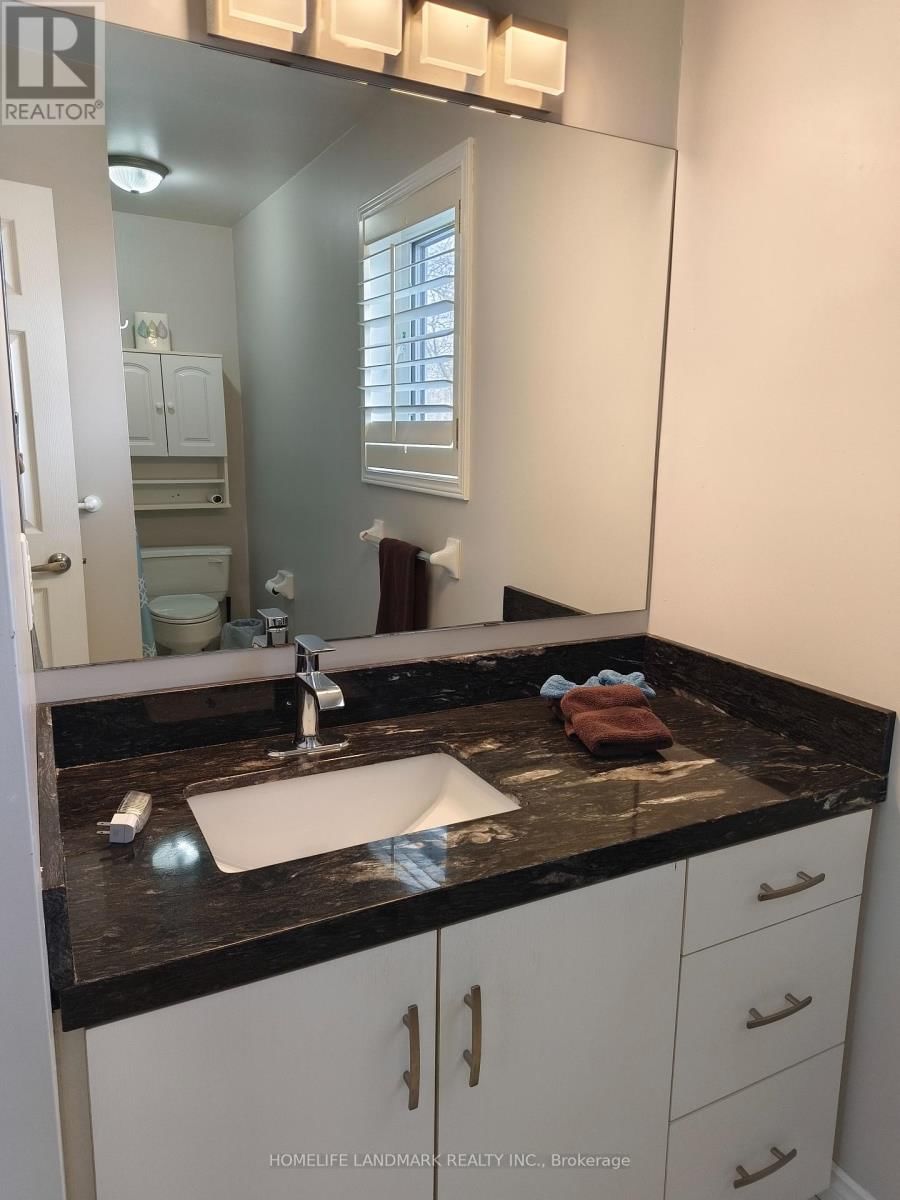 155 LAKESHORE BOULEVARD Image 10