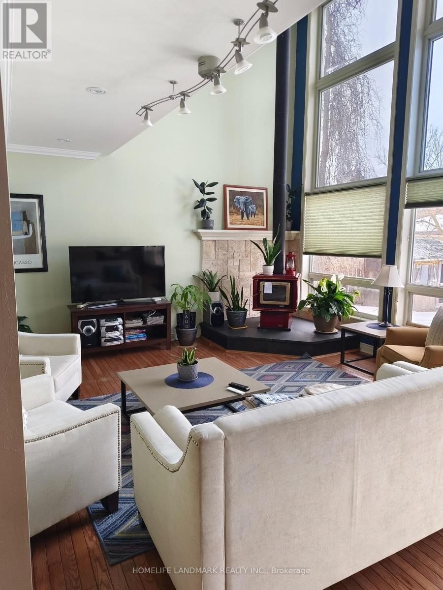 155 LAKESHORE BOULEVARD Image 7