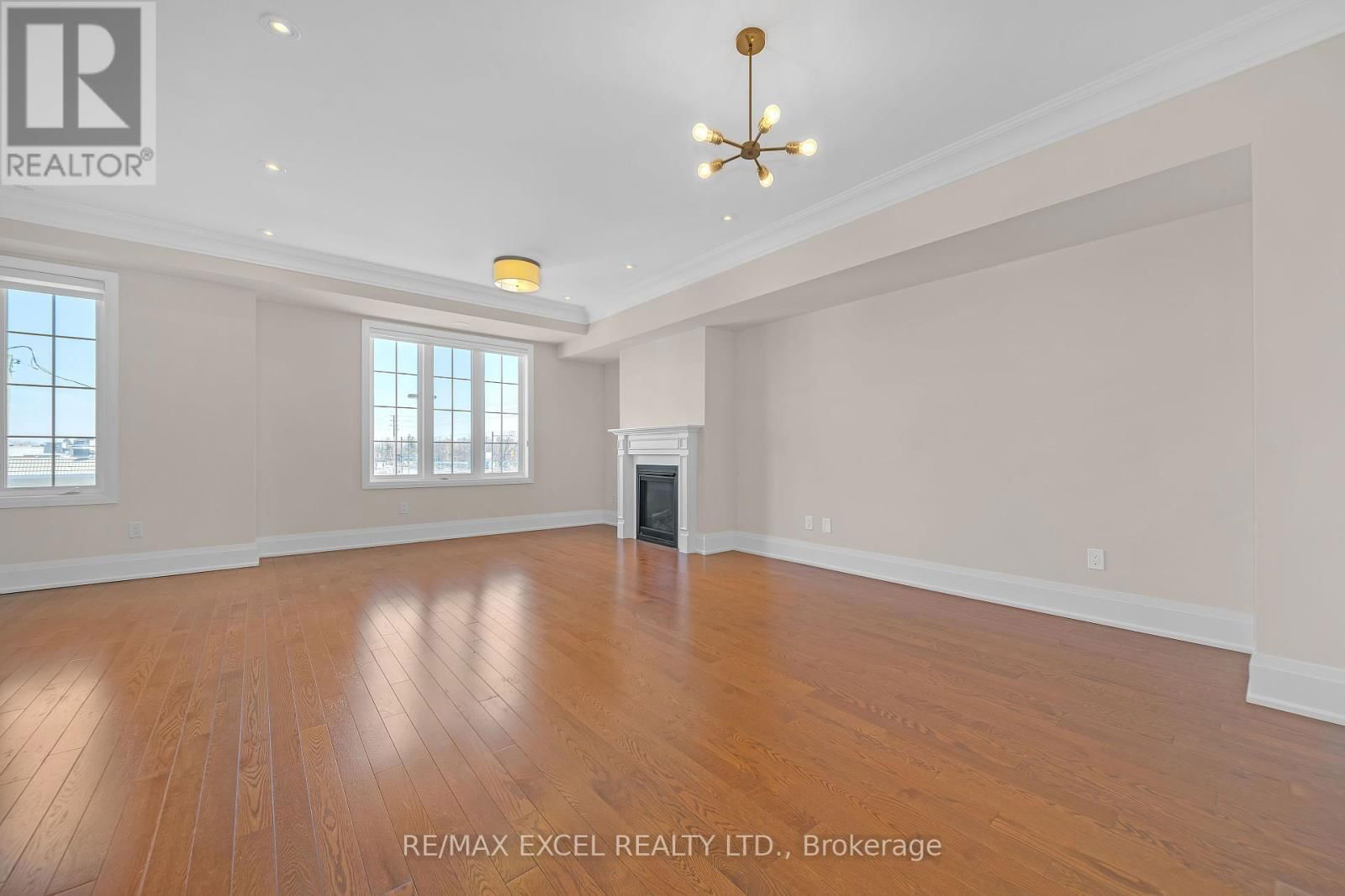19 SIR FREDERICK BANTING WAY Image 15
