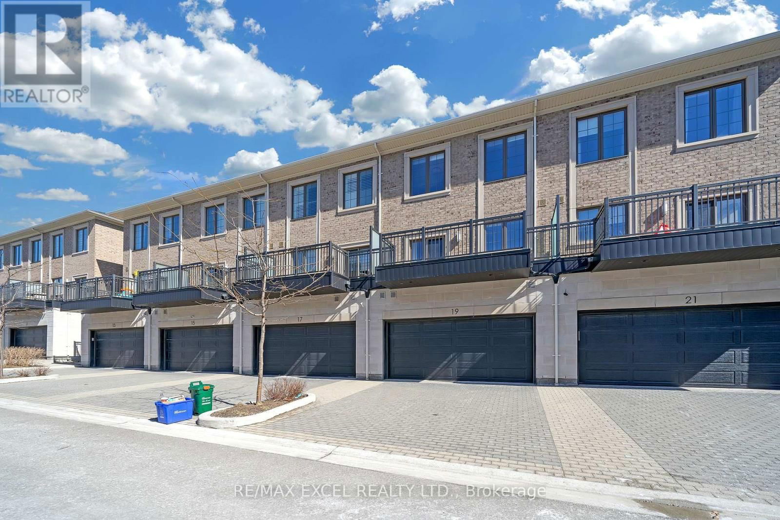19 SIR FREDERICK BANTING WAY Image 2