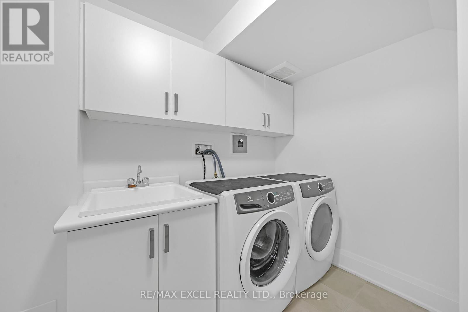 19 SIR FREDERICK BANTING WAY Image 39