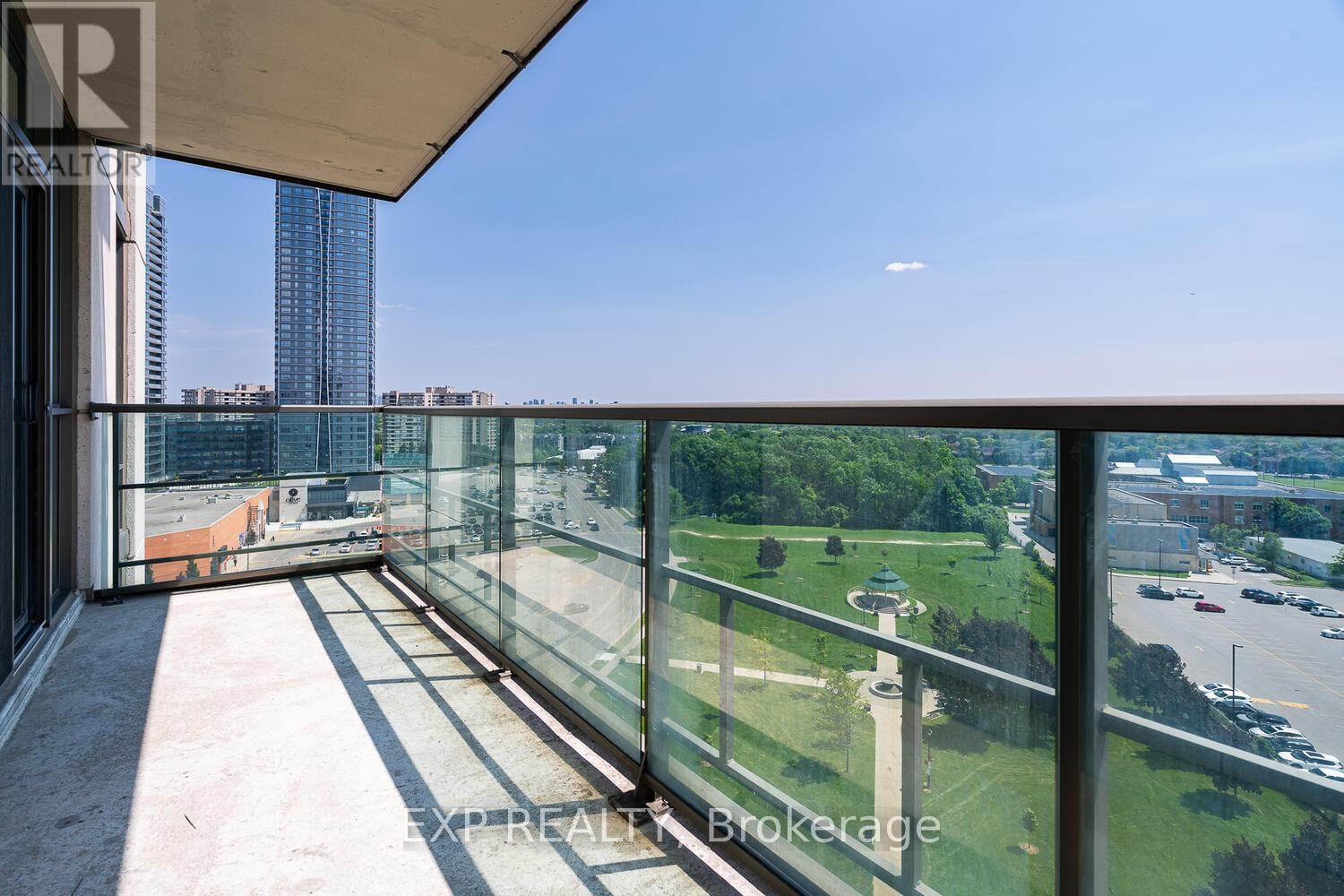 1205 - 88 PROMENADE CIRCLE Image 28