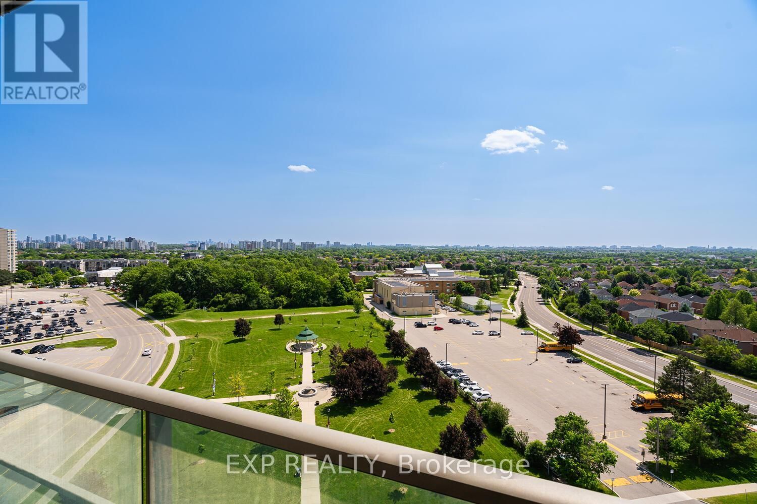 1205 - 88 PROMENADE CIRCLE Image 29