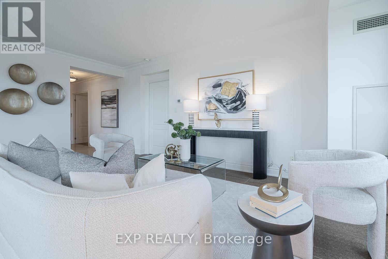 1205 - 88 PROMENADE CIRCLE Image 7