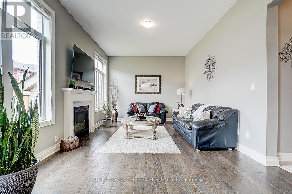 290 INVERNESS WAY Image 12
