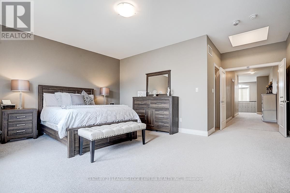 290 INVERNESS WAY Image 27