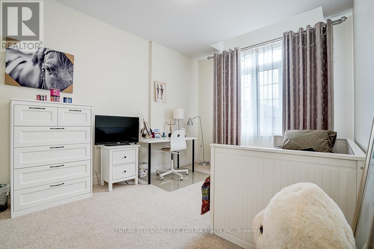 290 INVERNESS WAY Image 31