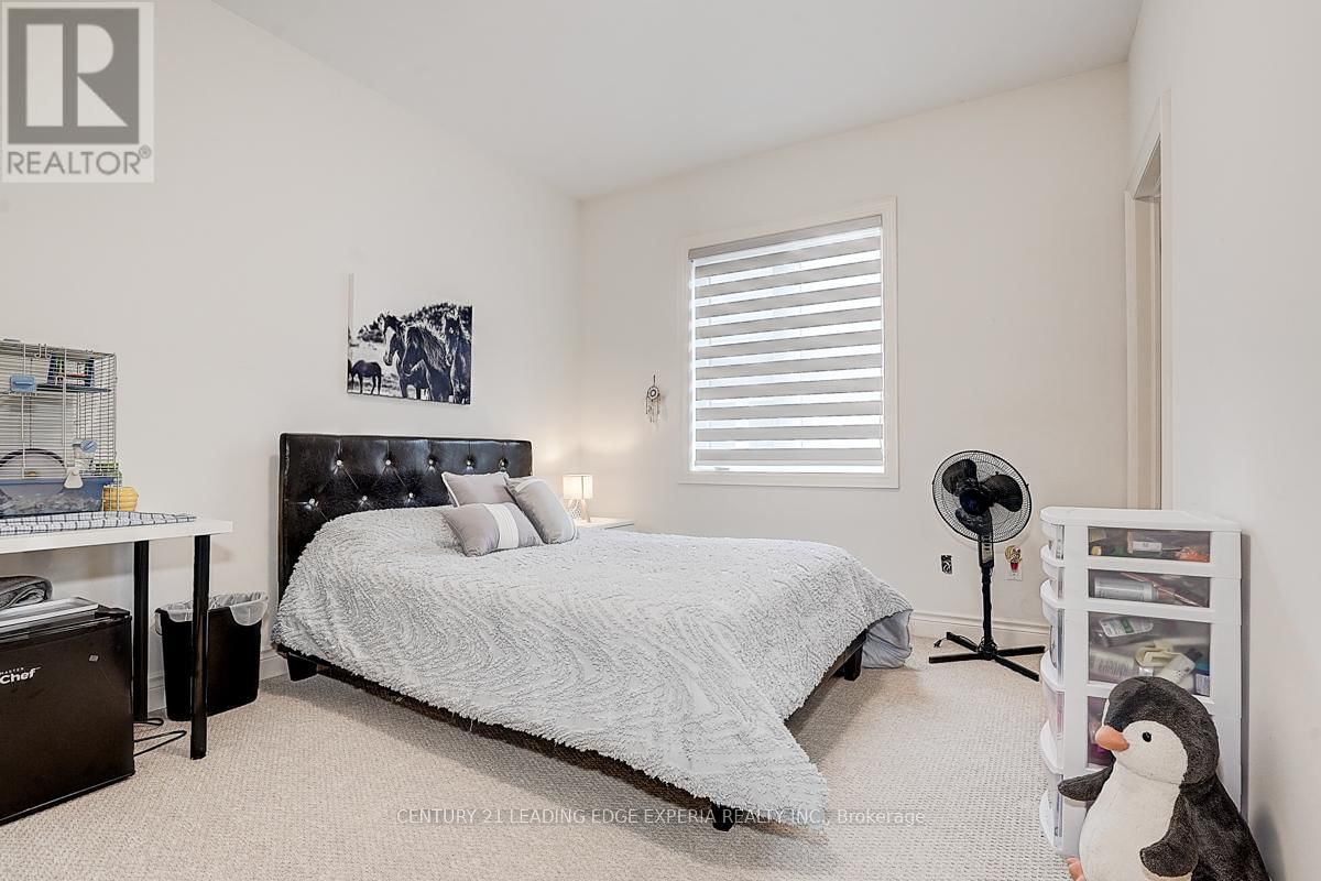 290 INVERNESS WAY Image 35