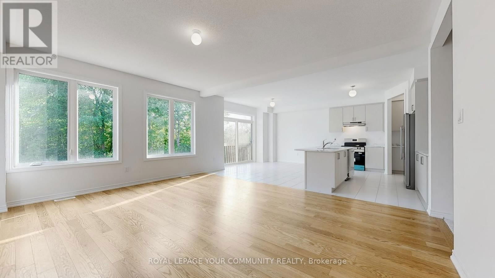 26 BAYCROFT BOULEVARD Image 11