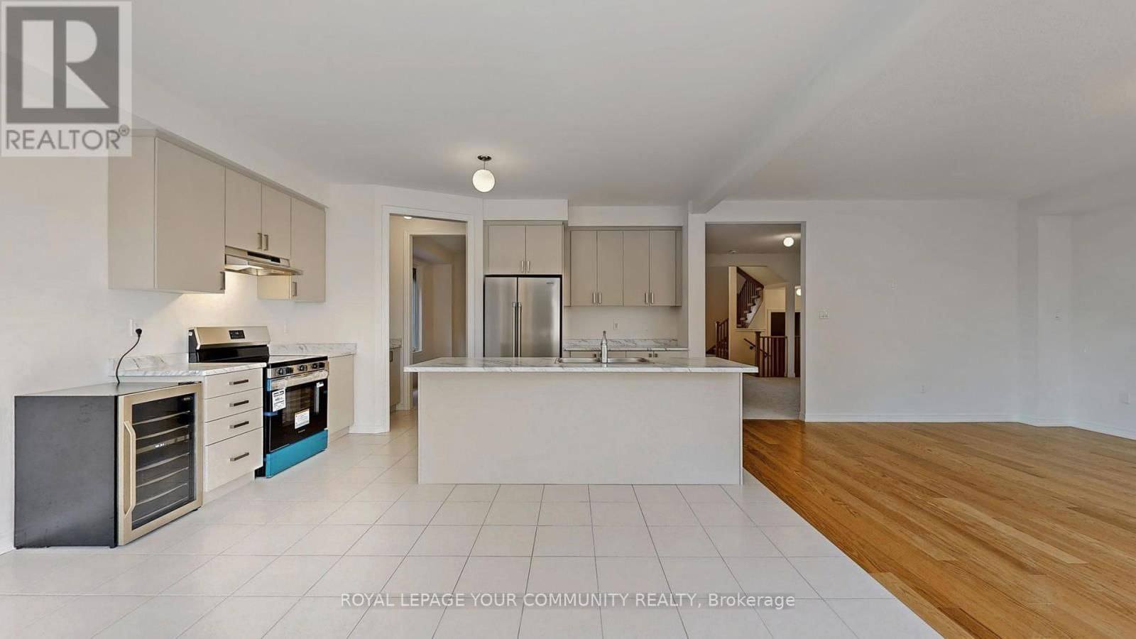26 BAYCROFT BOULEVARD Image 13