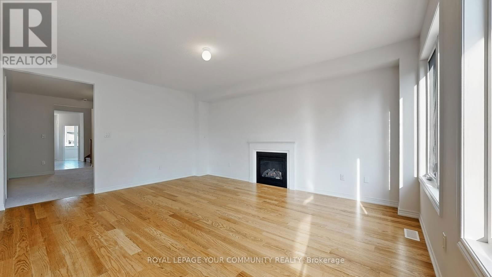 26 BAYCROFT BOULEVARD Image 19