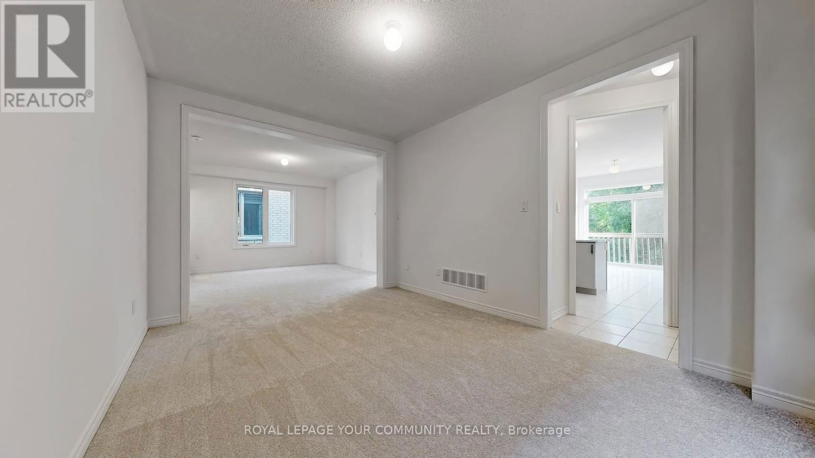 26 BAYCROFT BOULEVARD Image 22