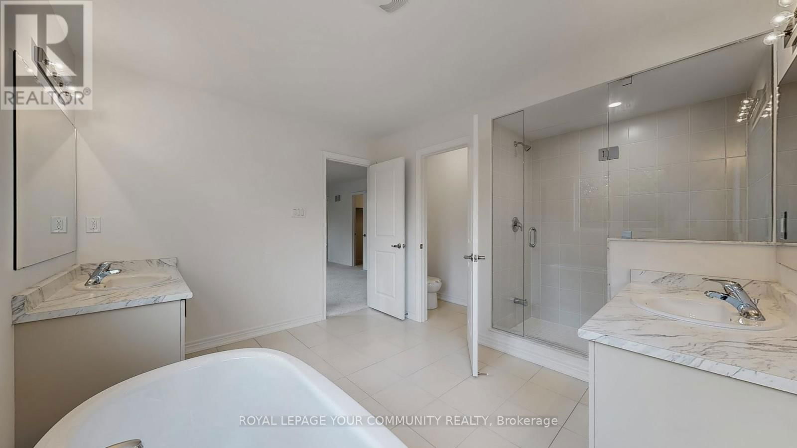 26 BAYCROFT BOULEVARD Image 34