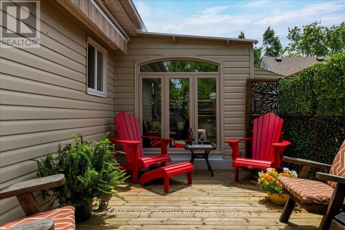 2 CEDAR GROVE Image 21