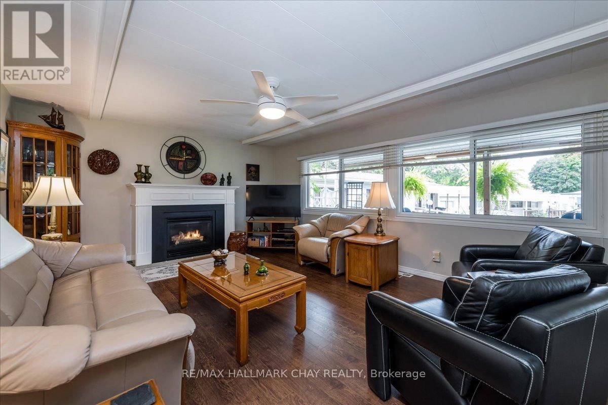 2 CEDAR GROVE Image 6