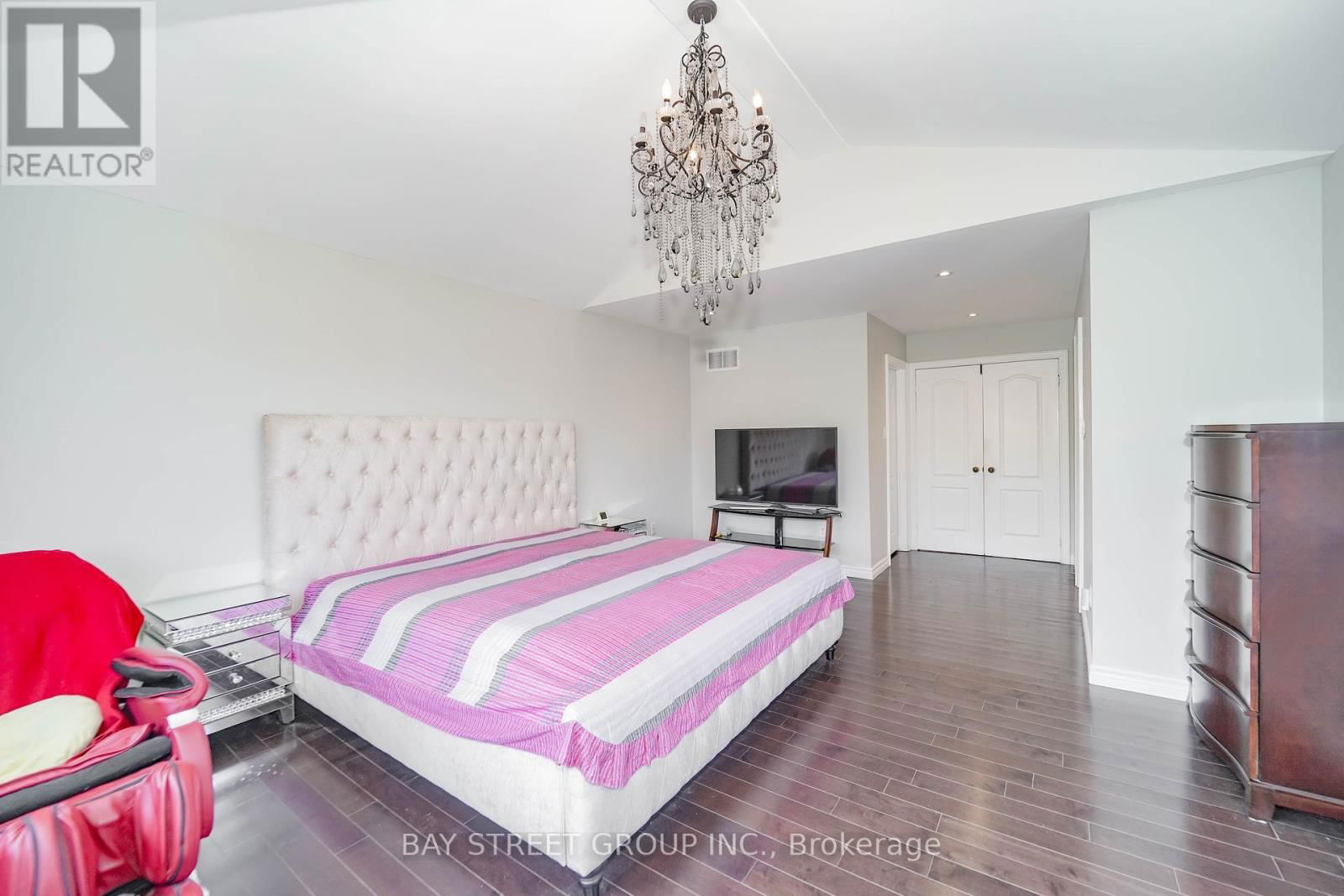 73 BRIDLEPATH STREET Image 29