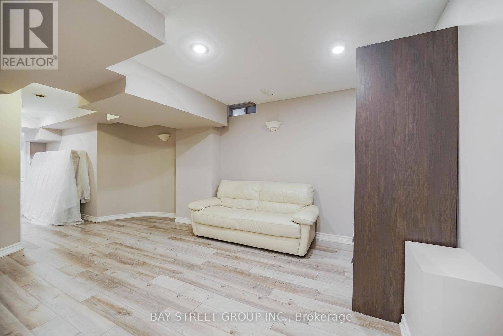 73 BRIDLEPATH STREET Image 36