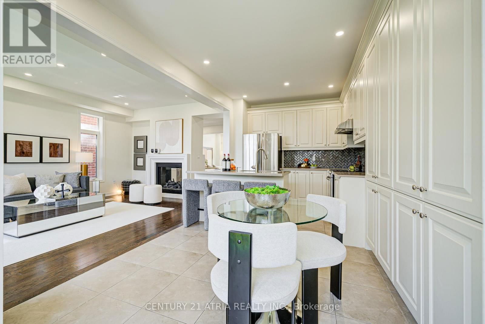 23 GORDON LANDON DRIVE Image 21