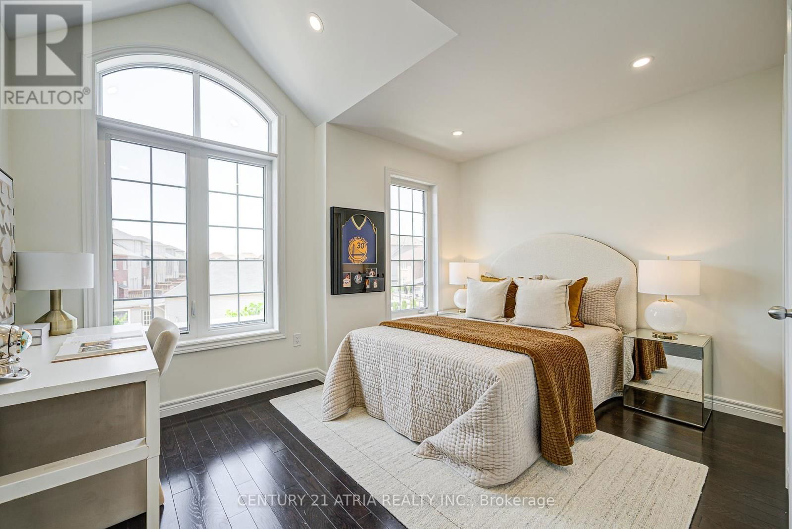 23 GORDON LANDON DRIVE Image 24