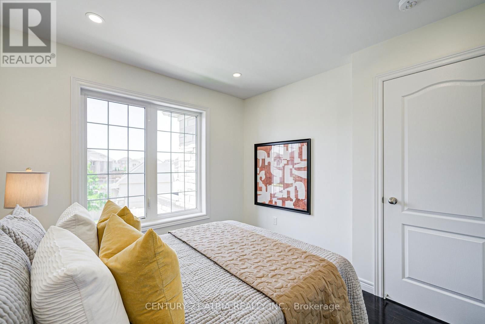23 GORDON LANDON DRIVE Image 29