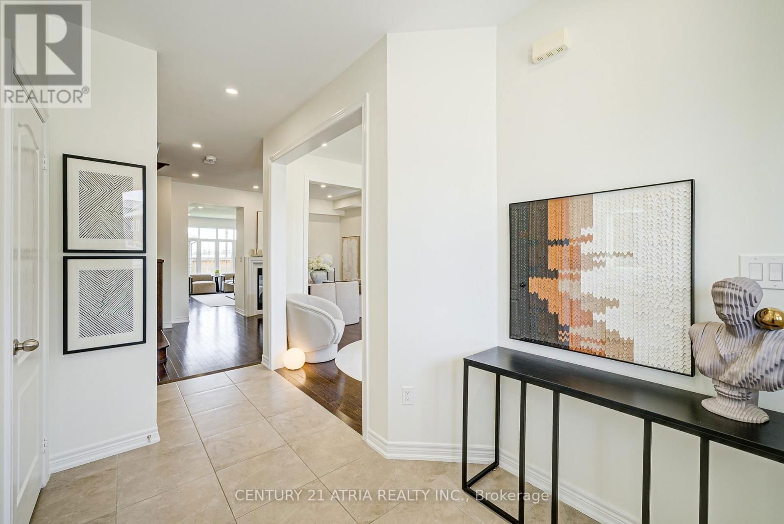 23 GORDON LANDON DRIVE Image 3