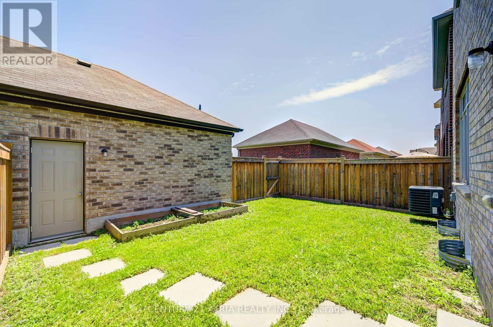 23 GORDON LANDON DRIVE Image 48
