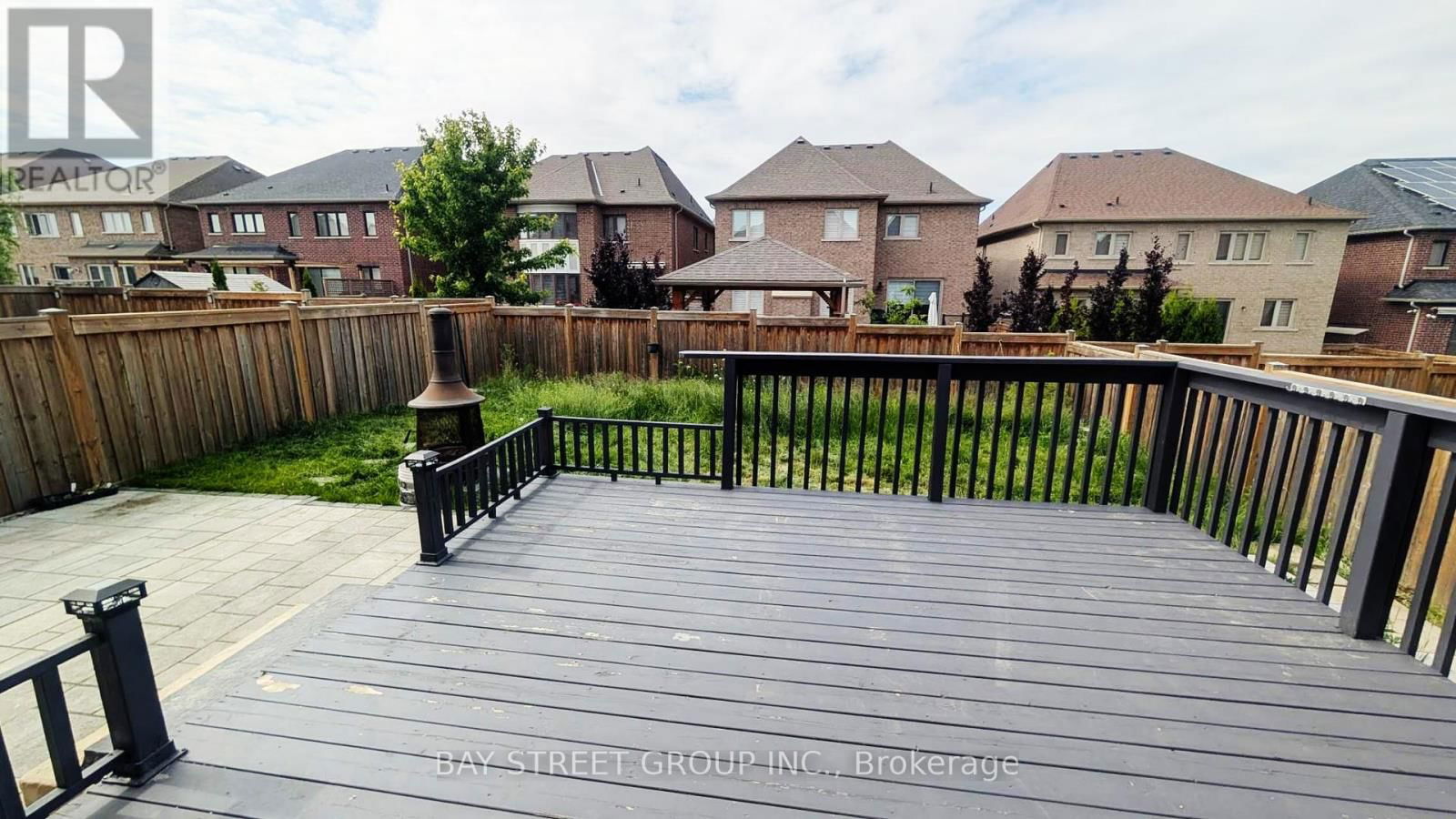 82 MANOR HAMPTON STREET Image 34