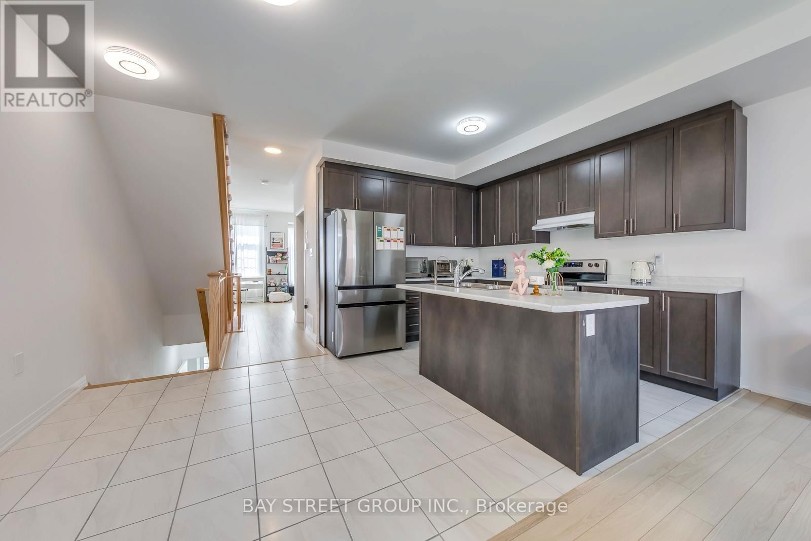33 SISSONS WAY Image 24