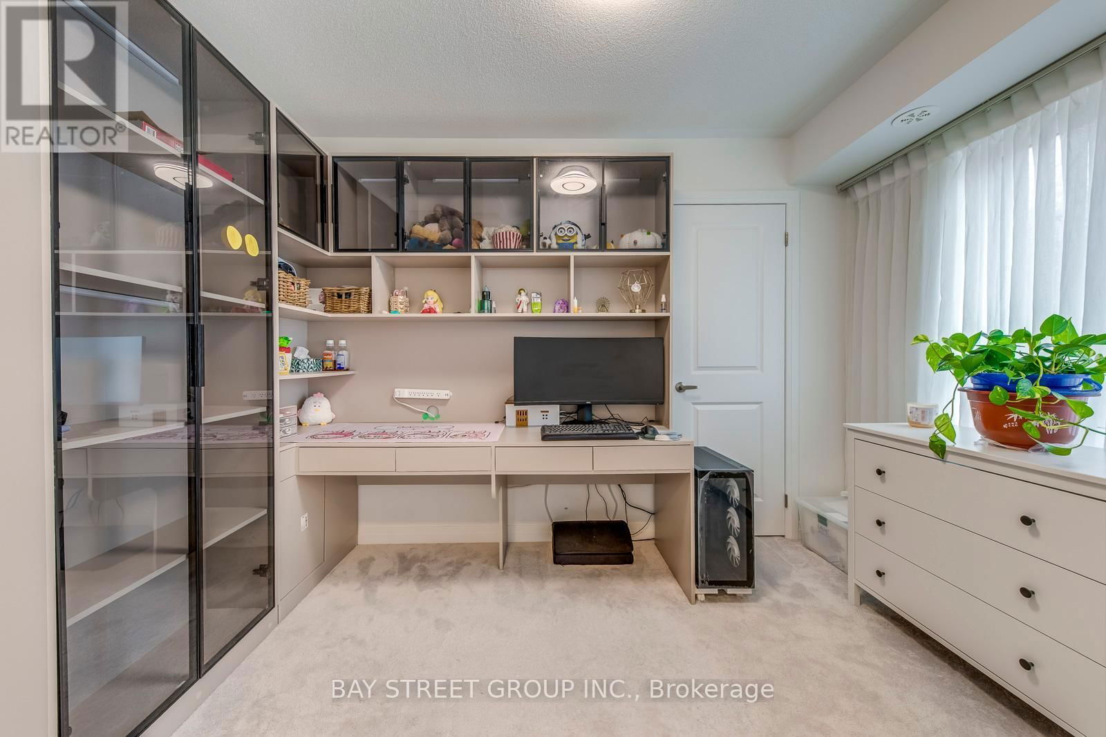 33 SISSONS WAY Image 36