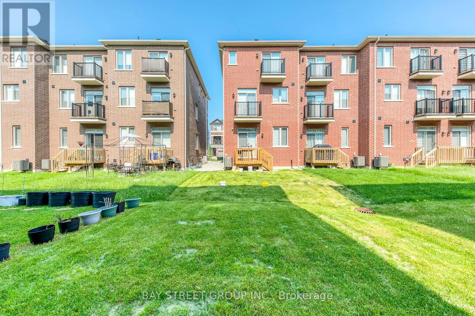 33 SISSONS WAY Image 49