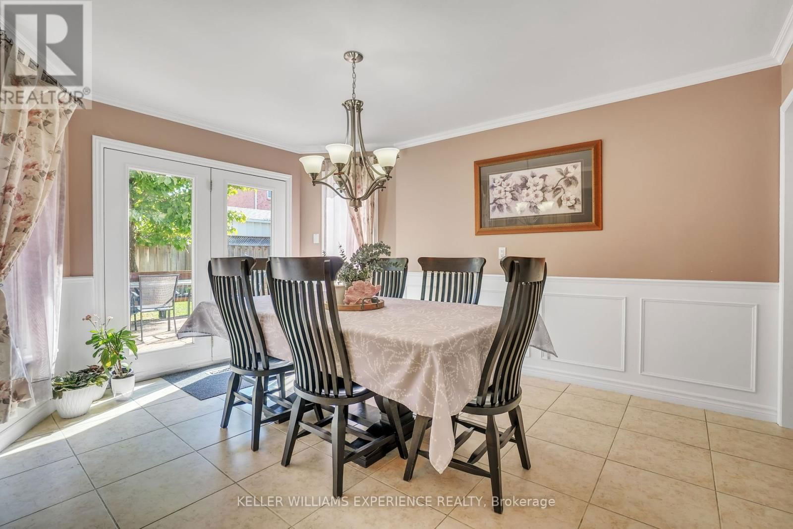 43 WATERHOUSE WAY Image 9