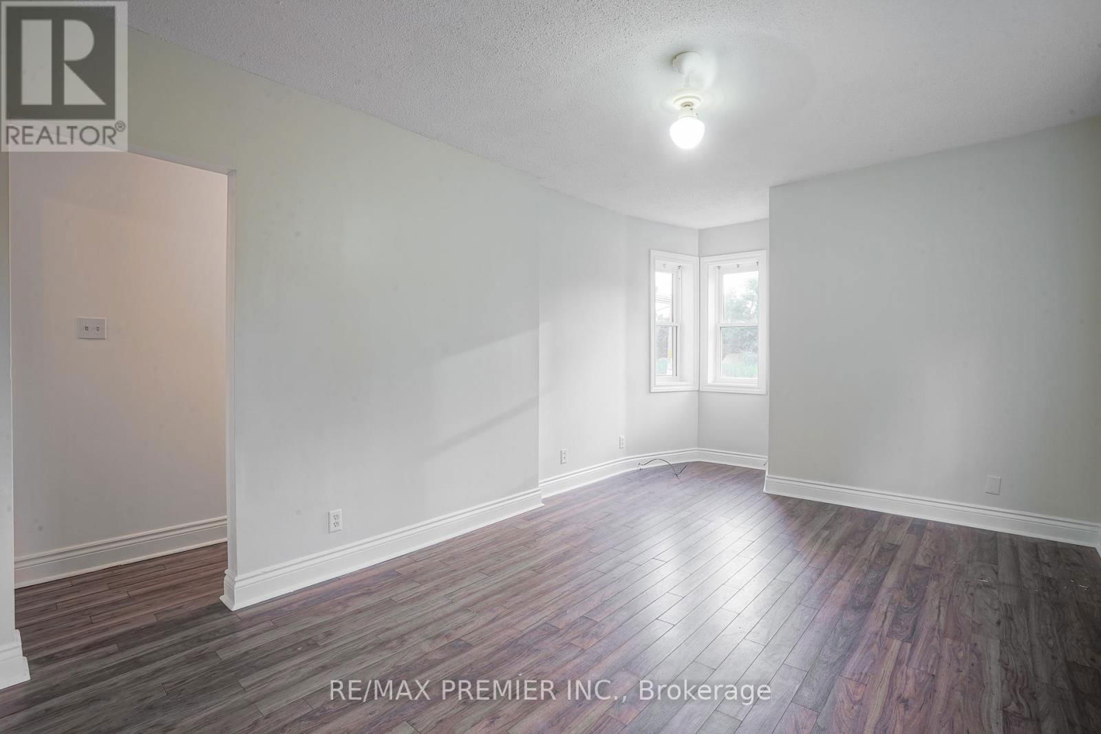644 SRIGLEY STREET Image 11