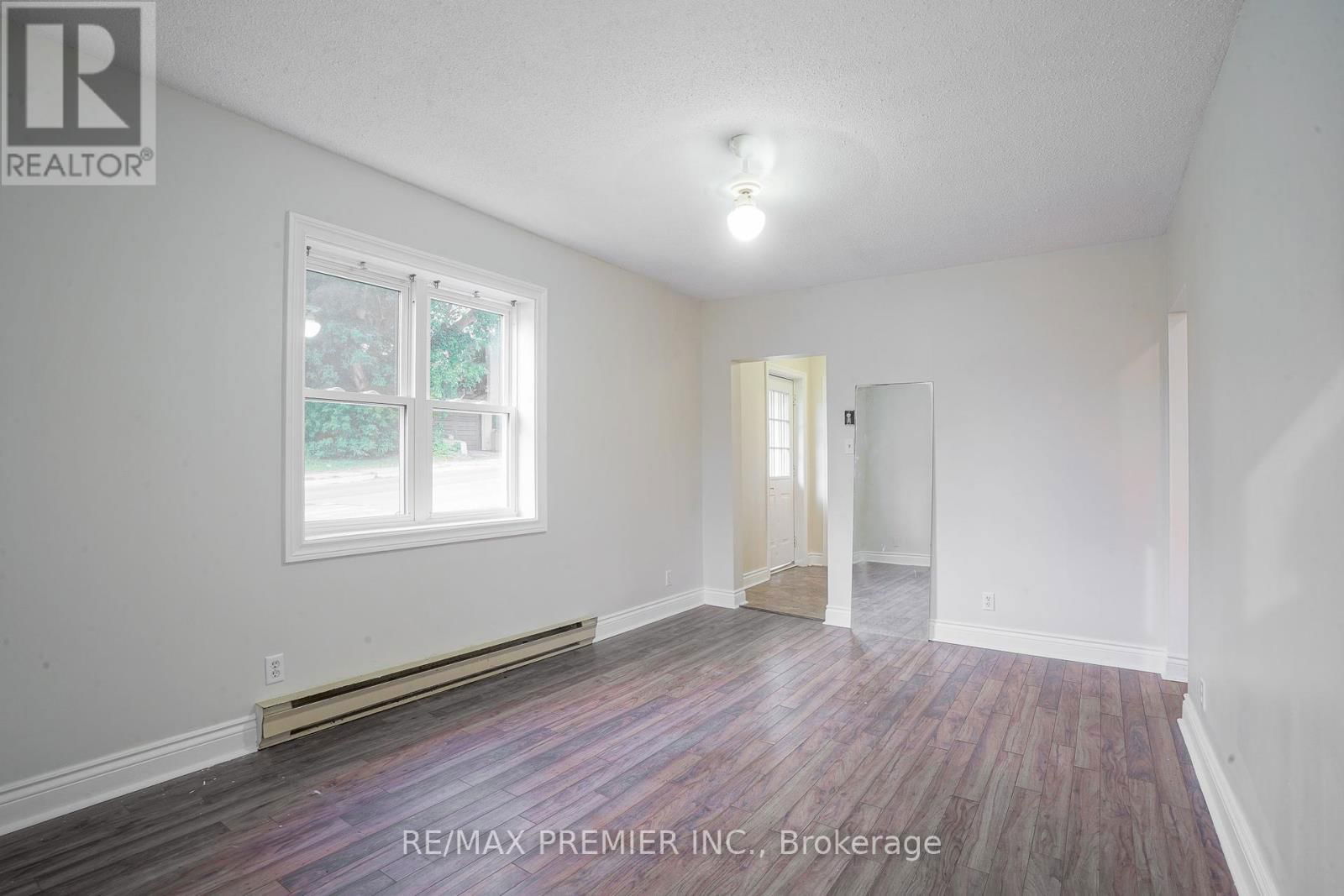 644 SRIGLEY STREET Image 12