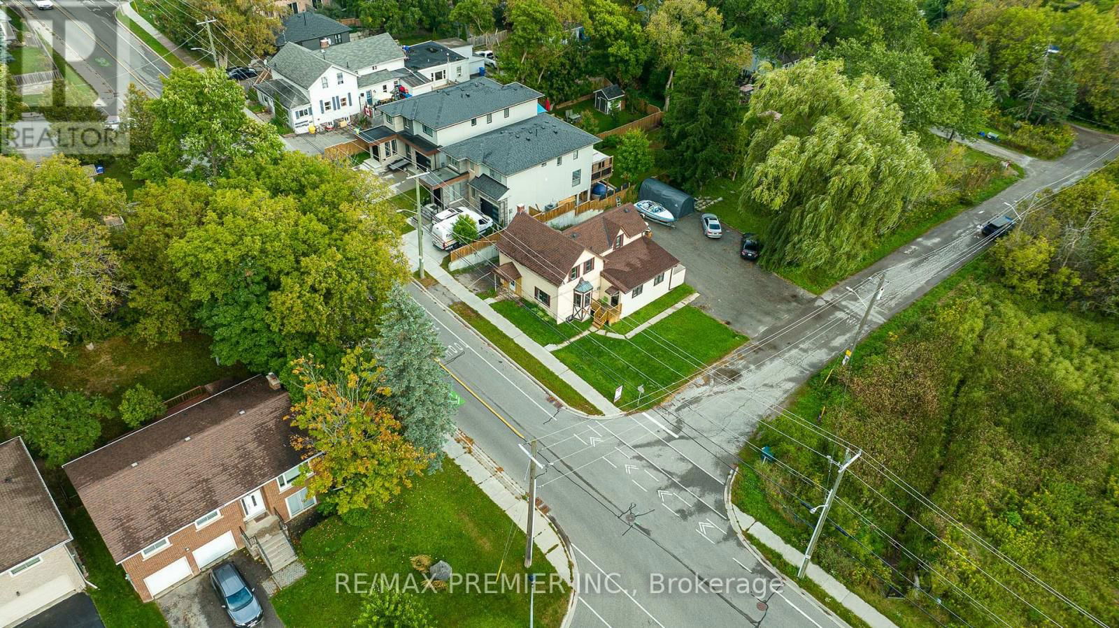 644 SRIGLEY STREET Image 26