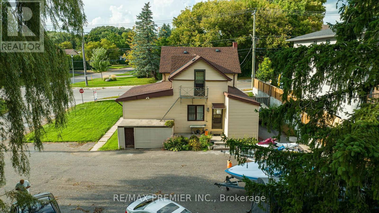 644 SRIGLEY STREET Image 28