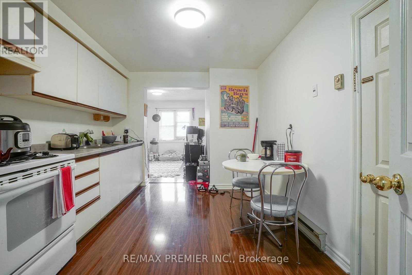 644 SRIGLEY STREET Image 38