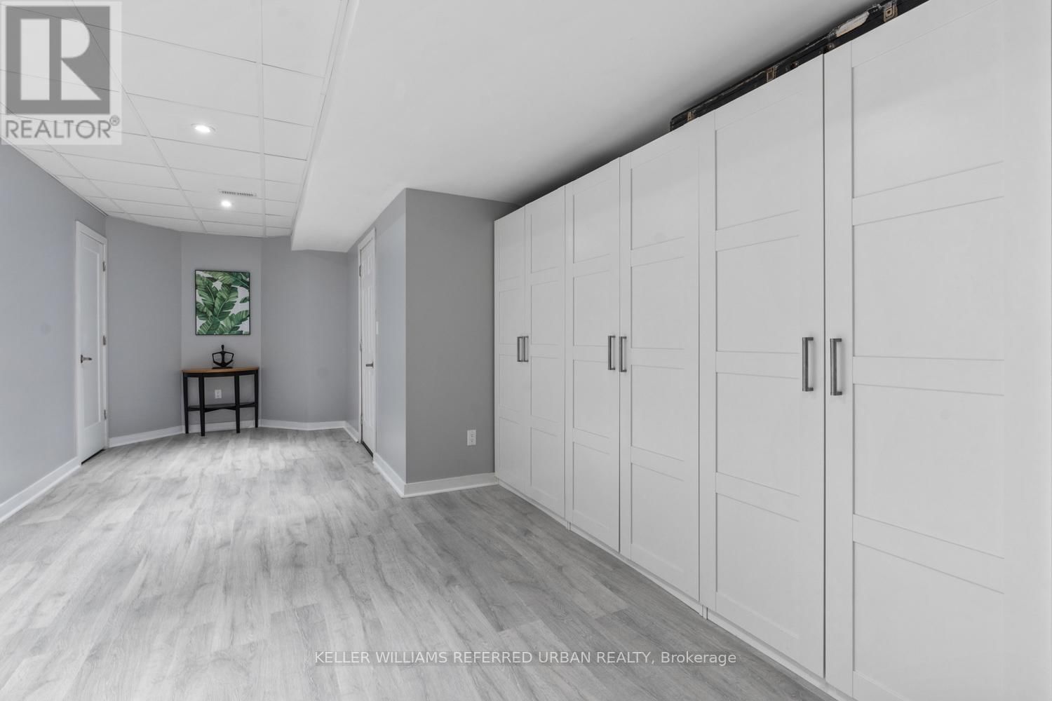 37 STAN ROOTS STREET Image 34