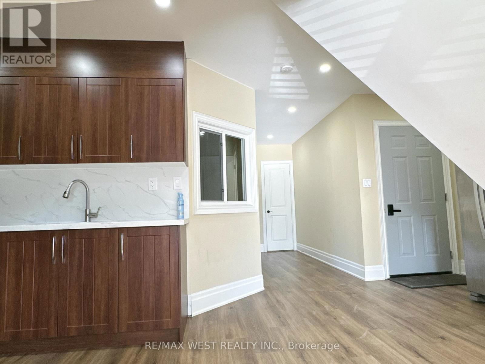 6 JOSIE DRIVE NORTH Image 6